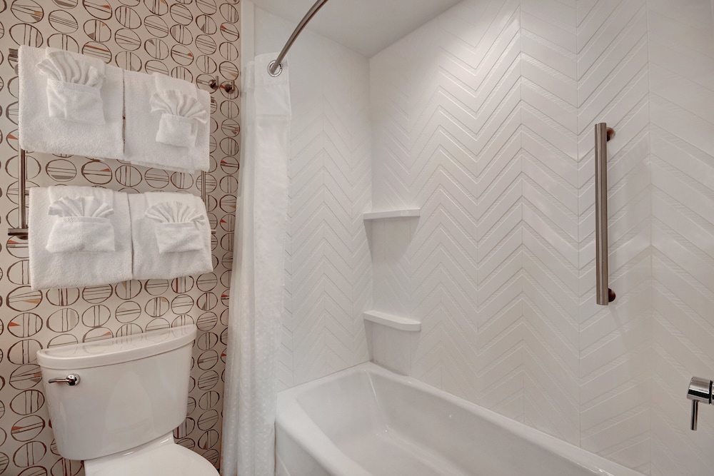Holiday Inn Detroit Northwest Livonia by IHG - photo 19