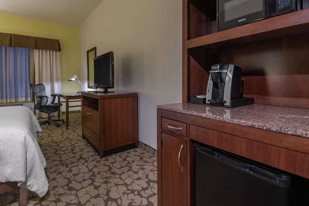 Hilton Garden Inn Devens Common - photo 18