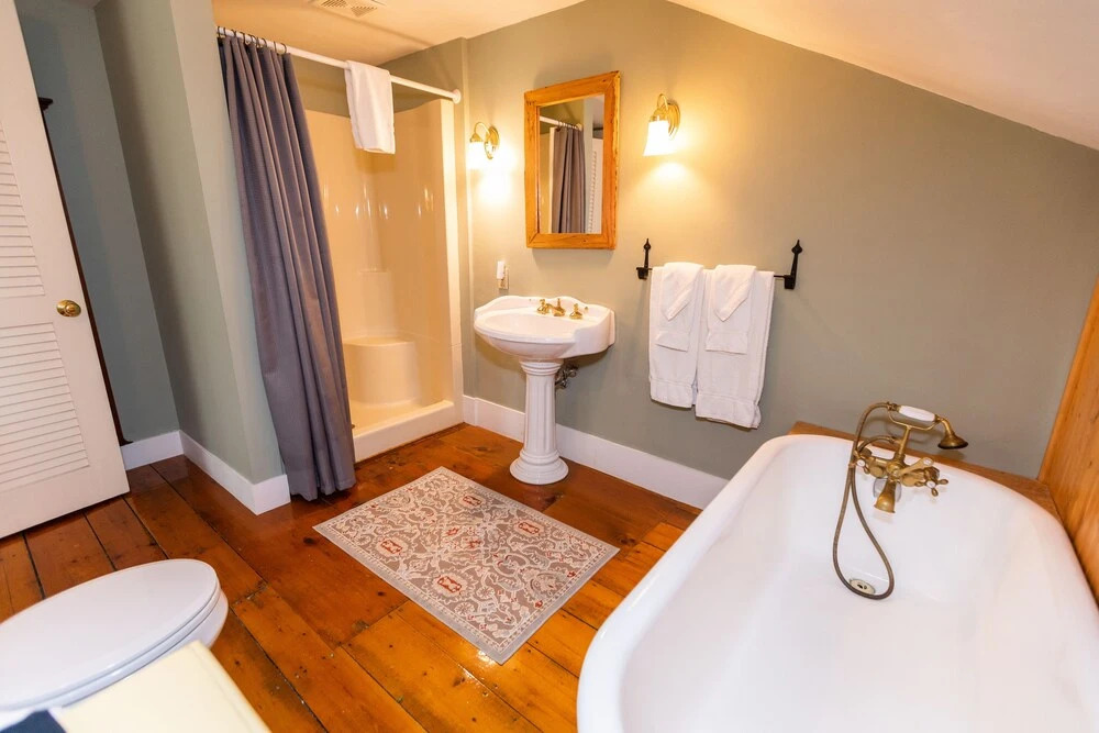 Waybury Inn - photo 8