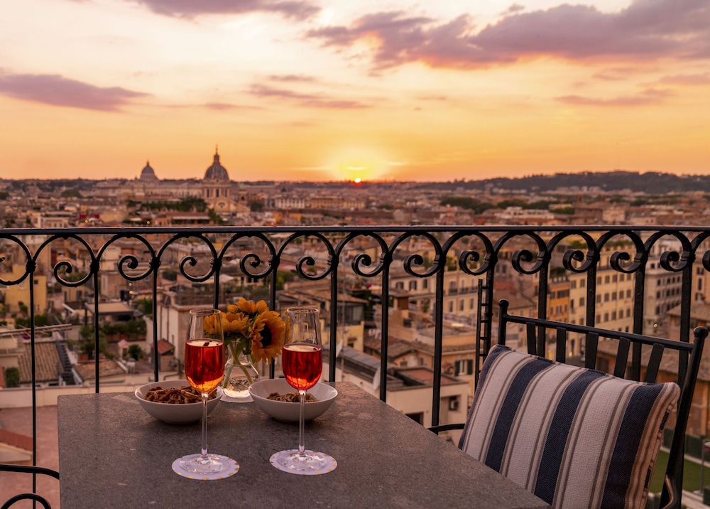 La Scalinata - last minute hotel in Colonna