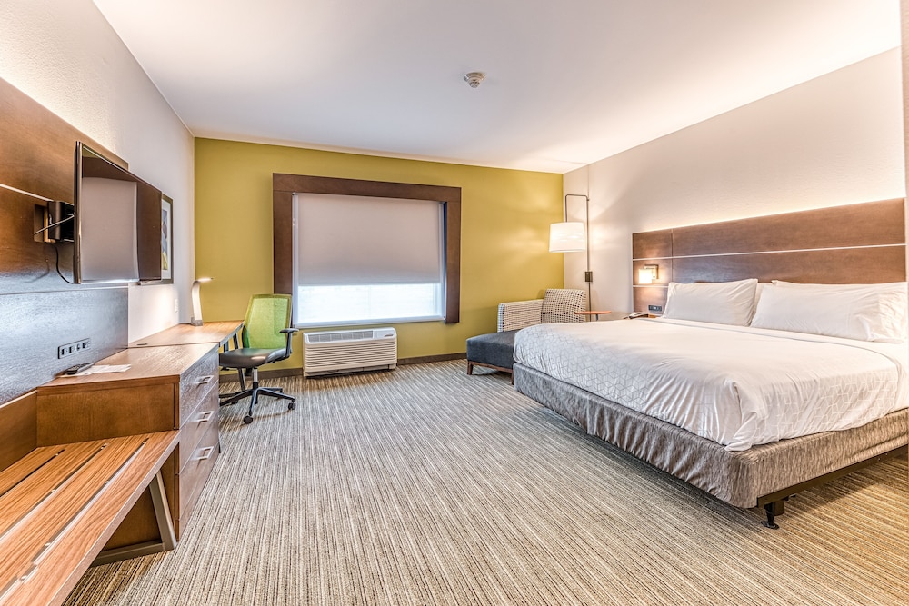 Holiday Inn Express & Suites Rantoul by IHG - photo 16