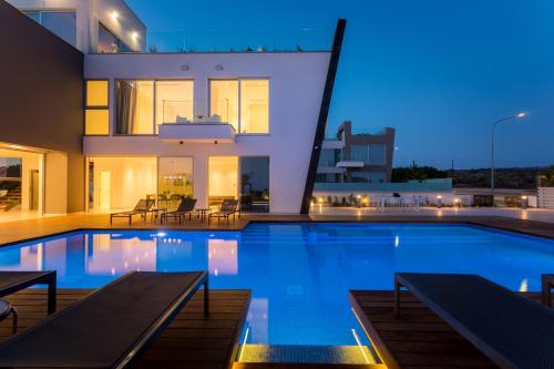 Cove Seaview Villas Neptune