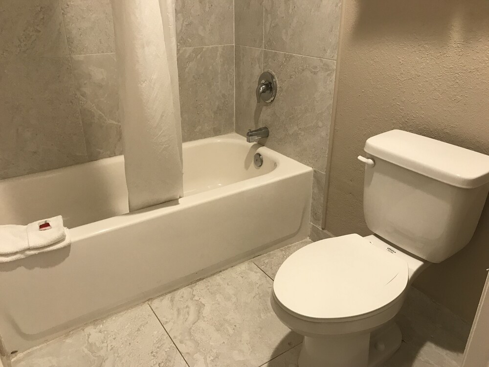 Casa Bella Inn & Suites - photo 26
