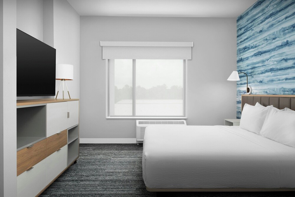 TownePlace Suites By Marriott Lake City - photo 13