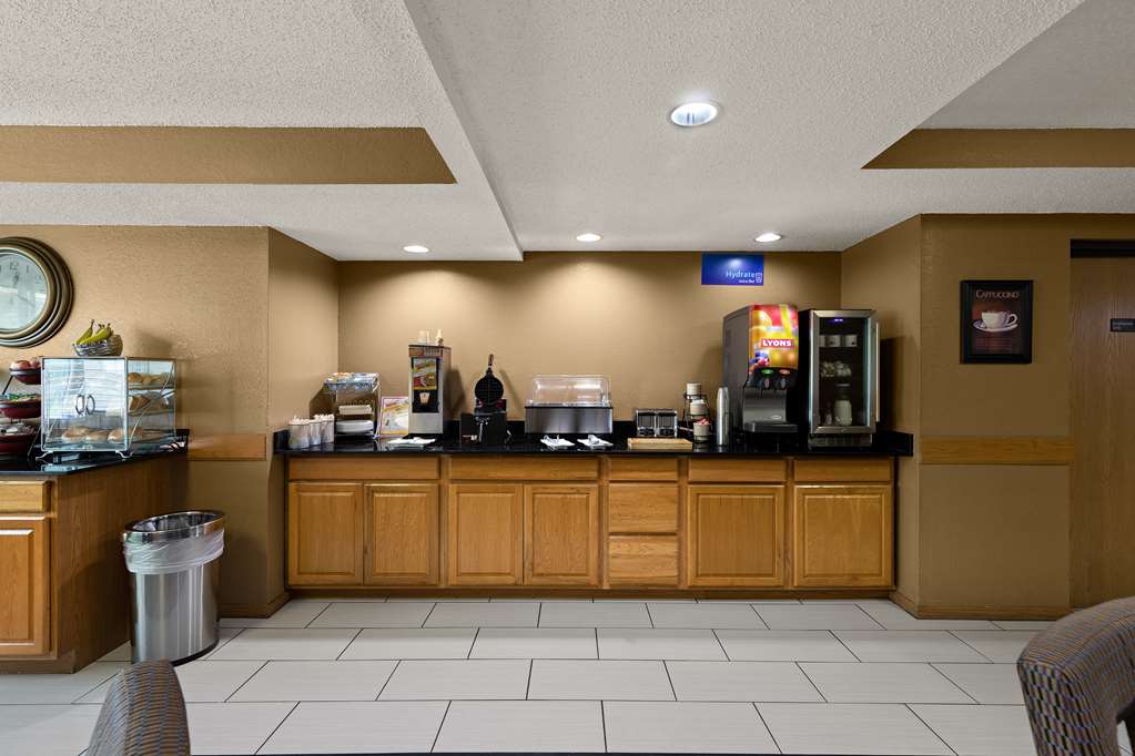 Best Western Germantown Inn - photo 31