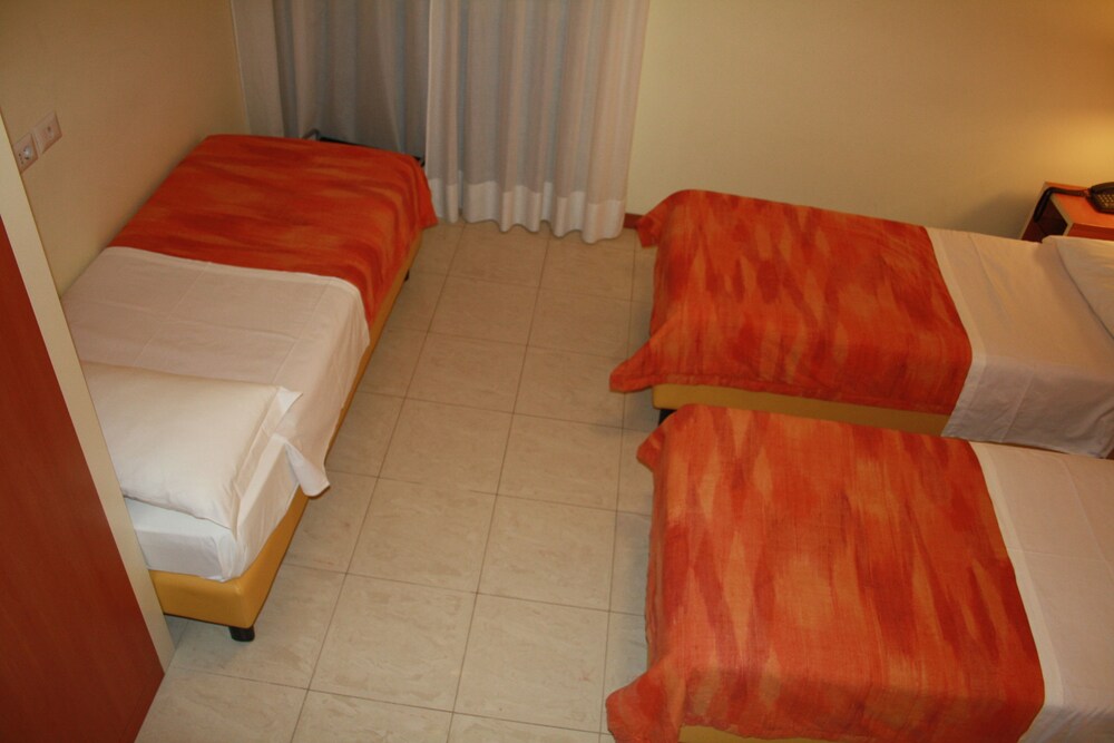 Hotel Gf — Cesano Boscone — photo 3