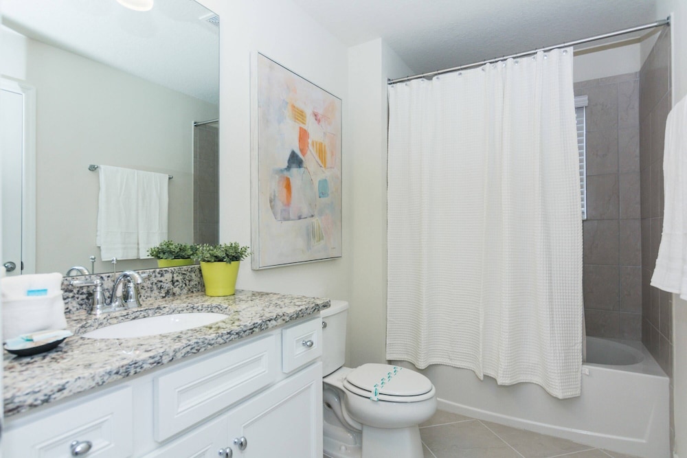 Fabulous Single Home w Pool at Solterra Resort - photo 15