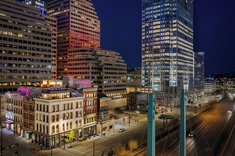 Moxy Cincinnati Downtown - carbon neutral hotel in Cincinnati