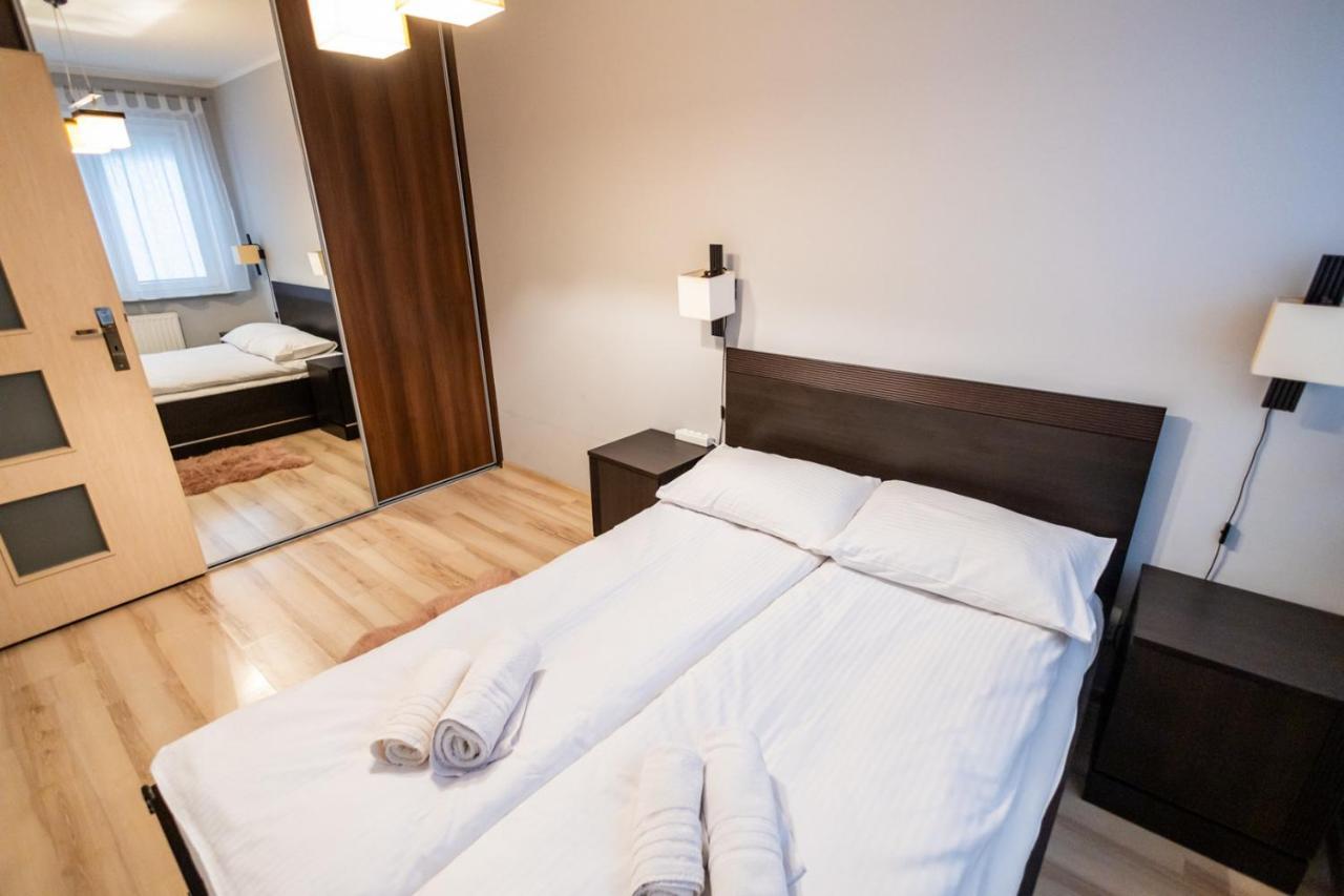 Garbaty Mostek by Rentoom in Torun, Poland