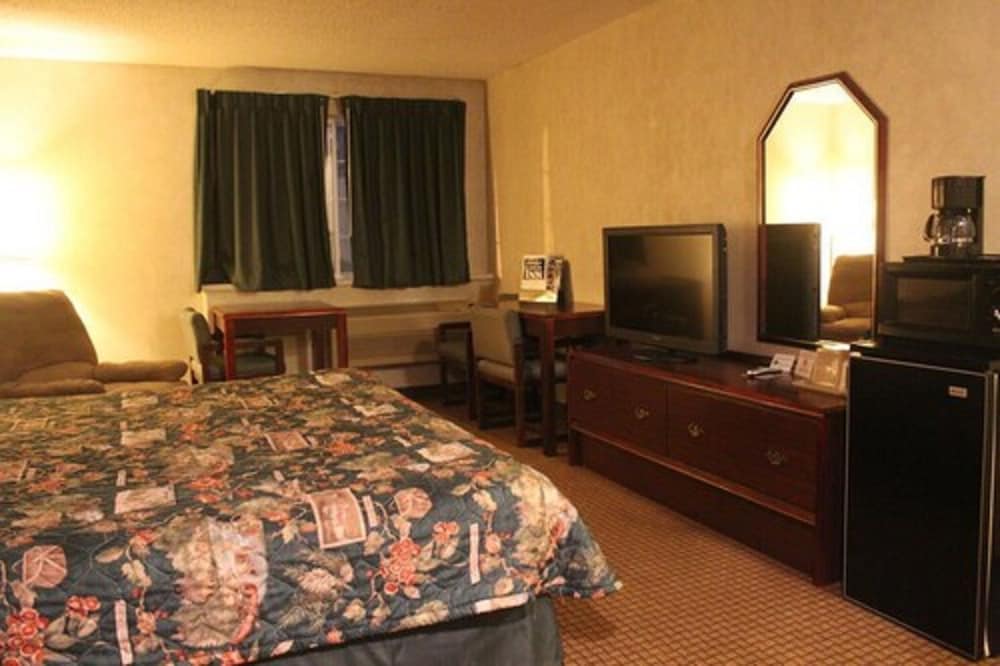 Garden City Inn - photo 8
