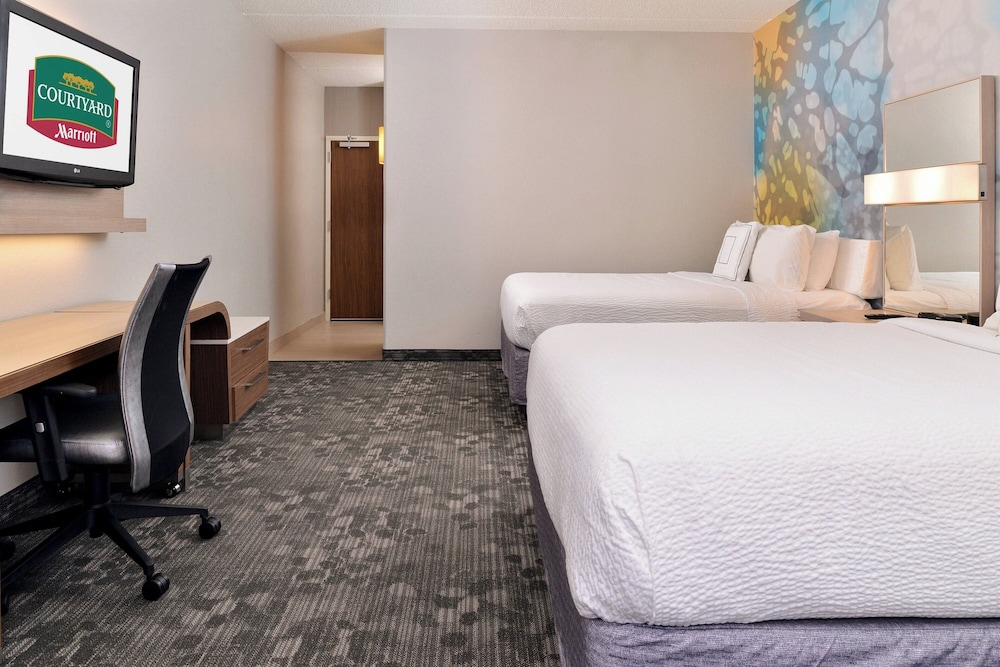 Courtyard by Marriott Dallas Northwest - photo 11