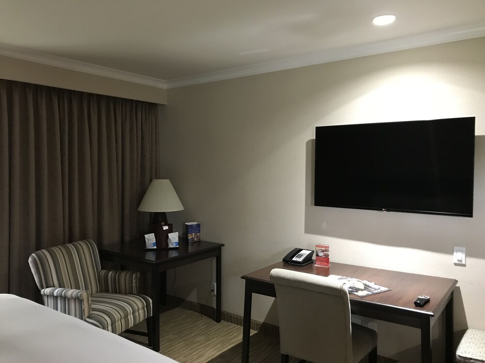 Coast Anabelle Hotel - photo 8