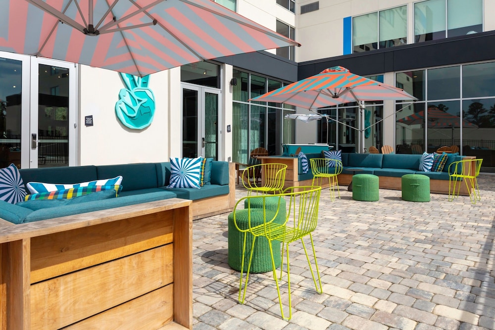 Aloft Savannah Airport - photo 20