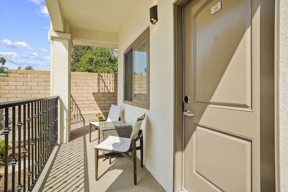 Hotel Huntington - photo 36