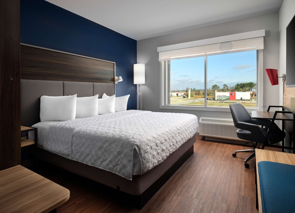 Tru By Hilton Tupelo - photo 8