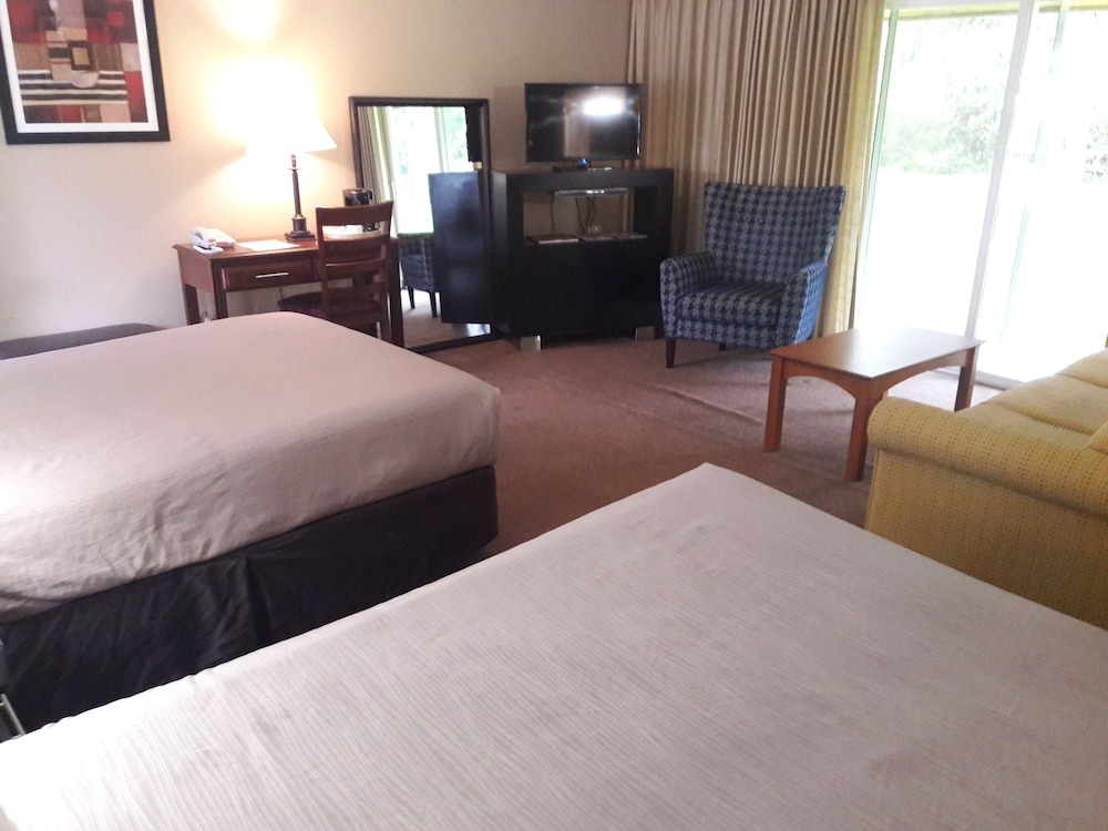 Monroe Motel - photo 8