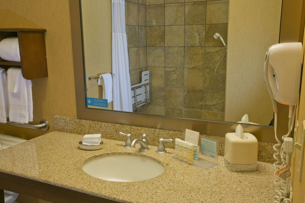 Hampton Inn & Suites Wiggins - photo 34