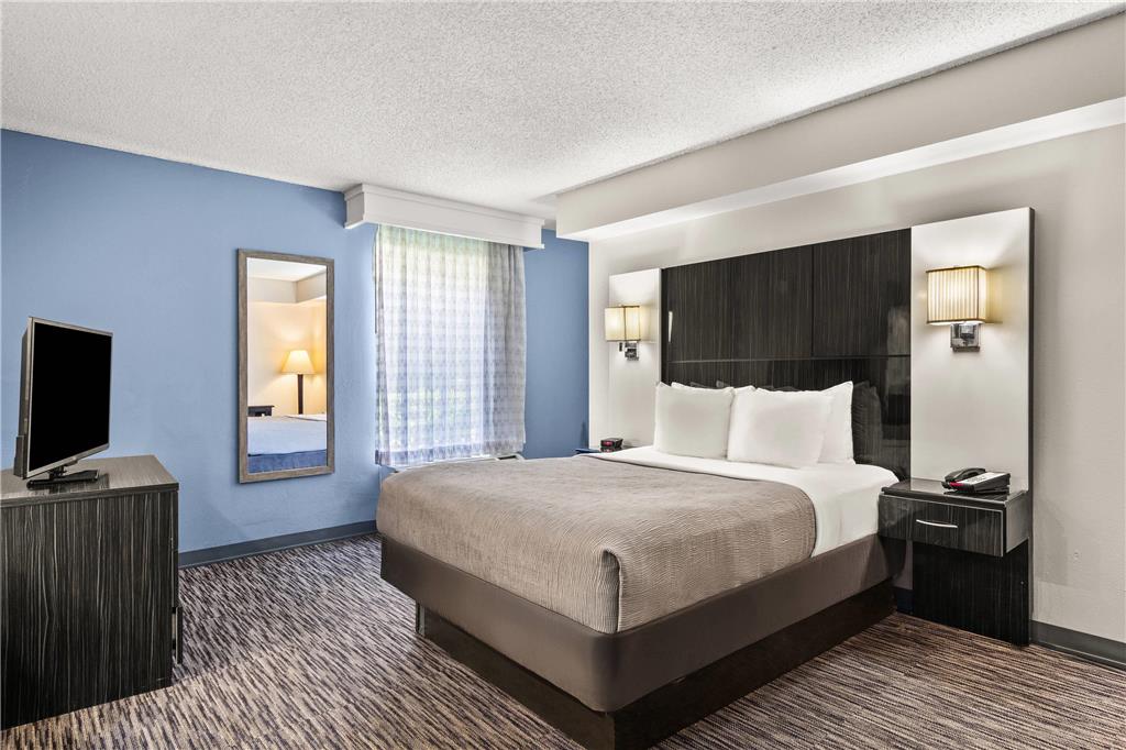 Quality Inn Jacksonville Orange Park near Naval Air Station - photo 14
