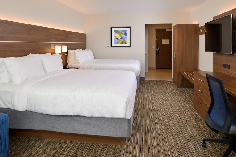 Holiday Inn Express & Suites Ottumwa by IHG - photo 10
