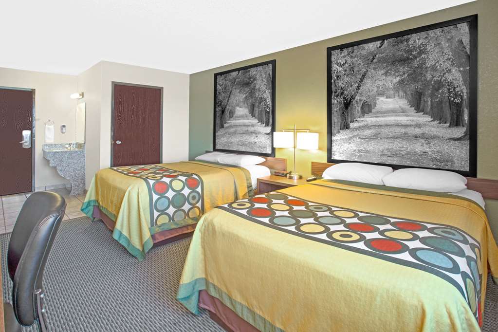 Super 8 by Wyndham Windsor Madison North - photo 5