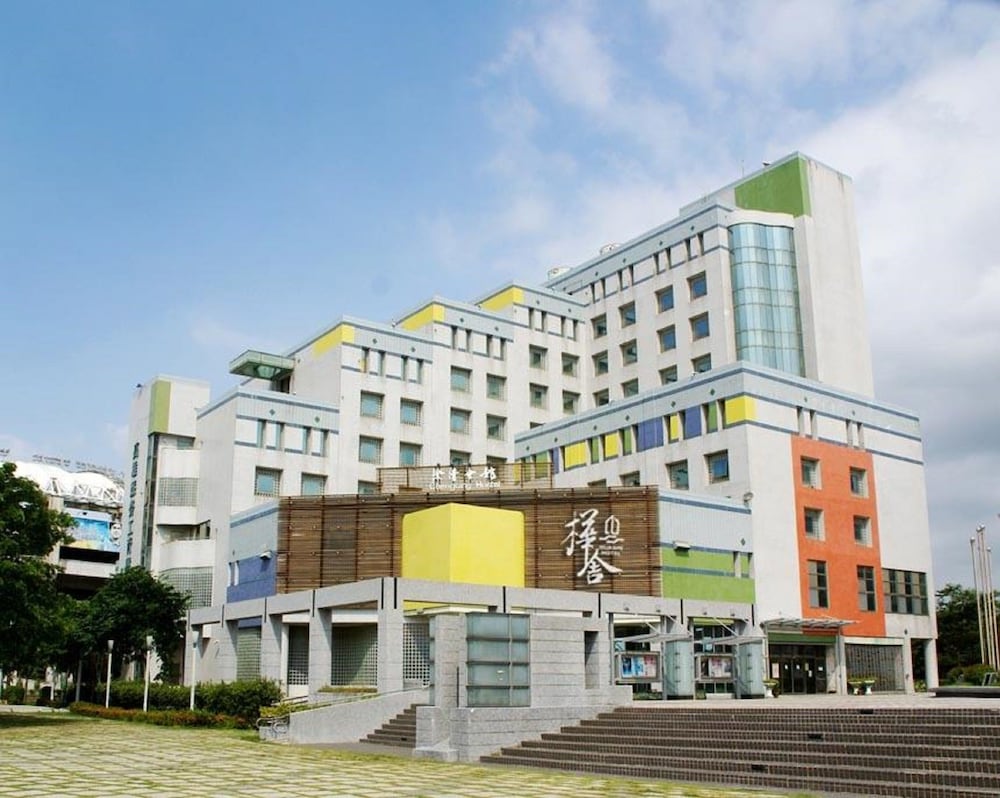 Huashe Hotel Kaohsiung Branch — hotel in Kaohsiung