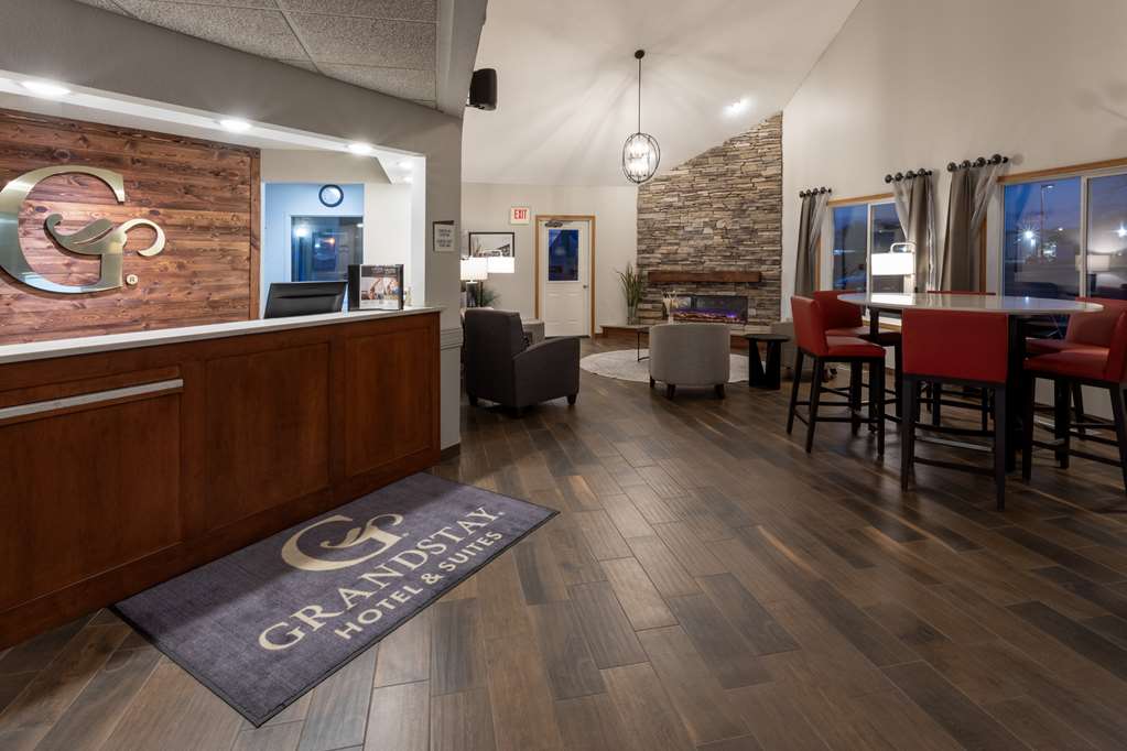 GrandStay Hotel & Suites - carbon neutral hotel in Cambridge