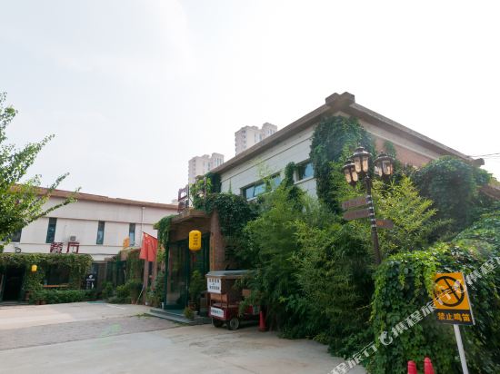 Old Tree Inn - carbon neutral hotel in Langfang