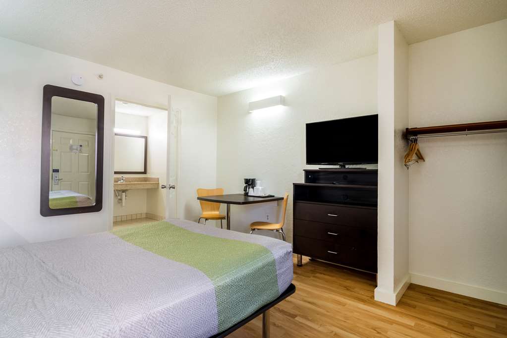 Studio 6 Plano TX Dallas Plano Medical Center - photo 12