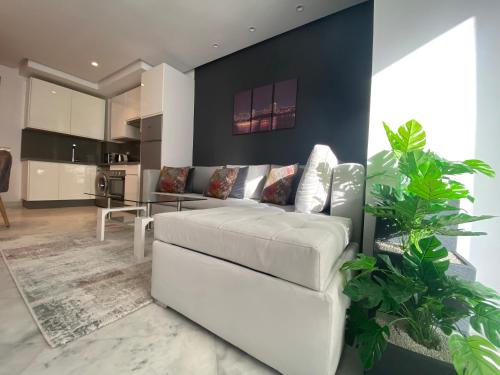 Corniche Casablanca Sublime F2 Neuf — 4-Star Luxury Hotel in Casablanca, Morocco