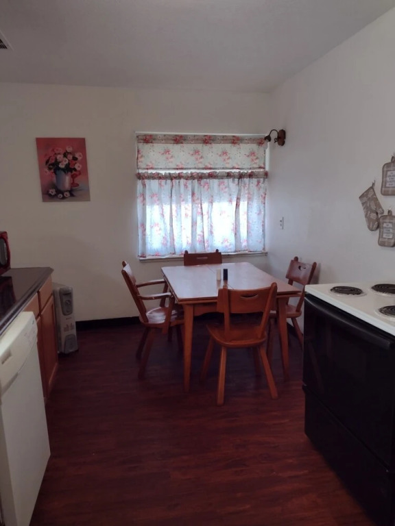 Hub City Inn - photo 12