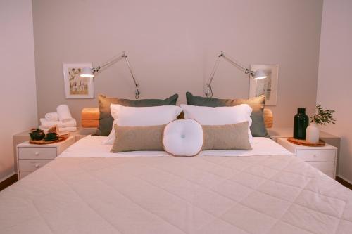 Villa Delfini — Ano Syros — photo 4