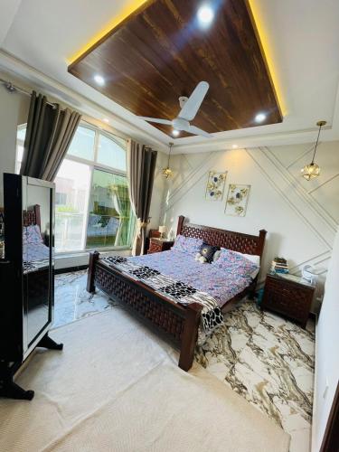 Comfort corner — 4-Star Luxury Hotel in Rawalpindi, Pakistan
