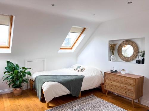 Zozy Gladstone - last minute hotel in London