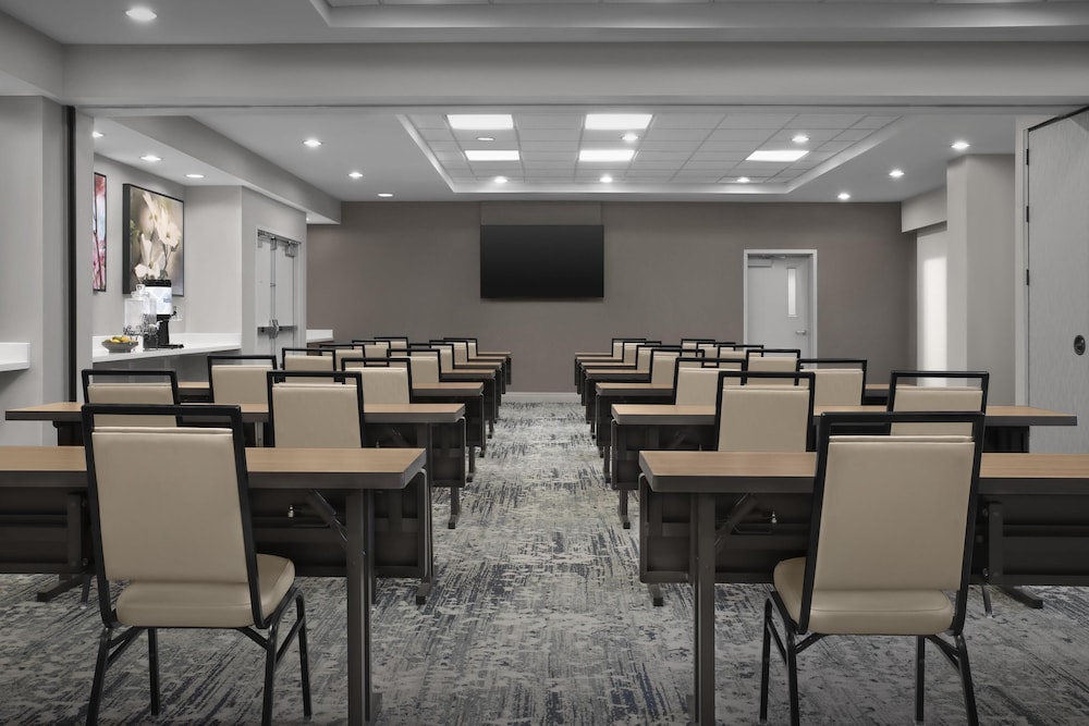 Hilton Garden Inn Auburn Opelika - photo 44