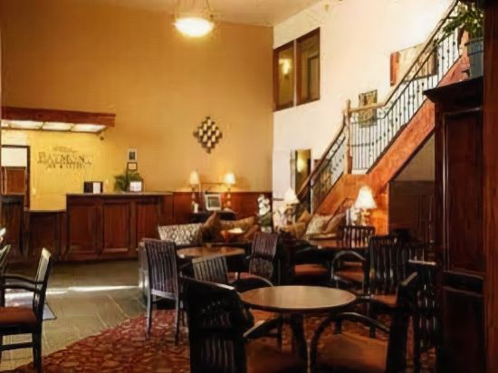 Patient & Family Housing - photo 3