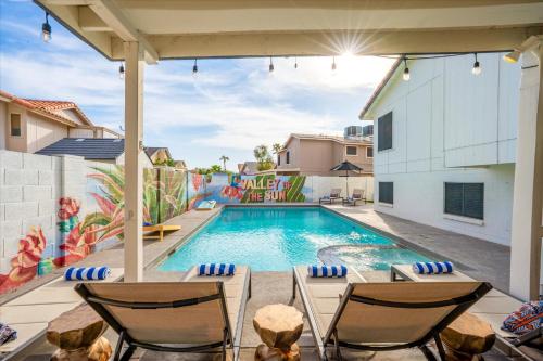 Rock Climbing Wall Pool& Mini Golf Game Room Mural