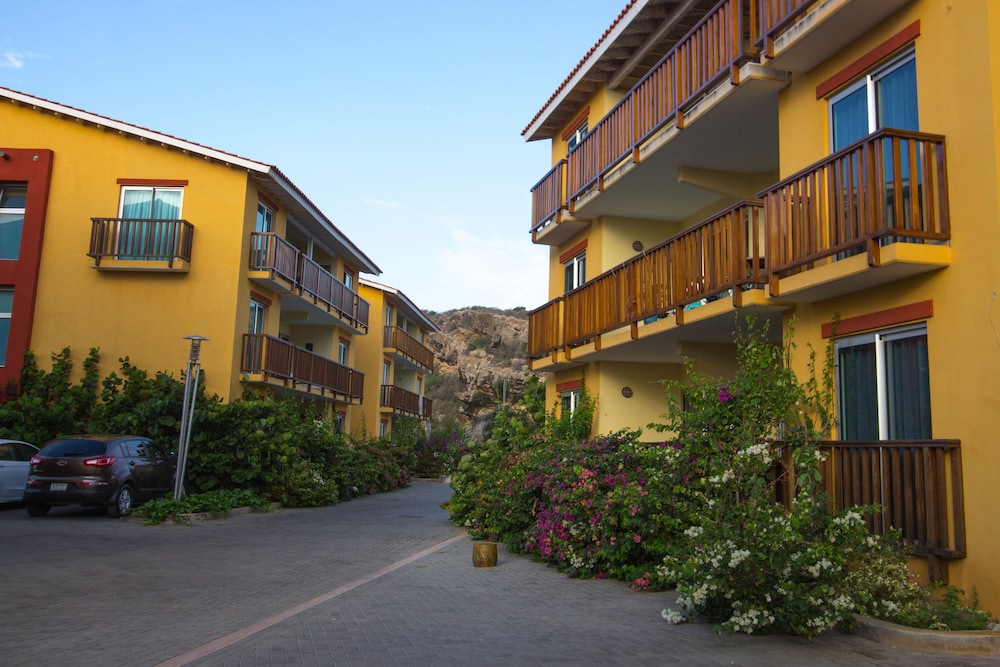 Palapa Beach Resort - last minute hotel in Willemstad