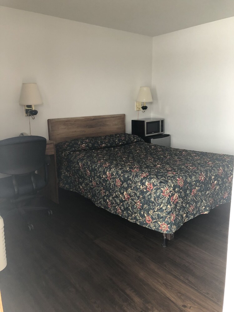 Neva Jean Motel - photo 4