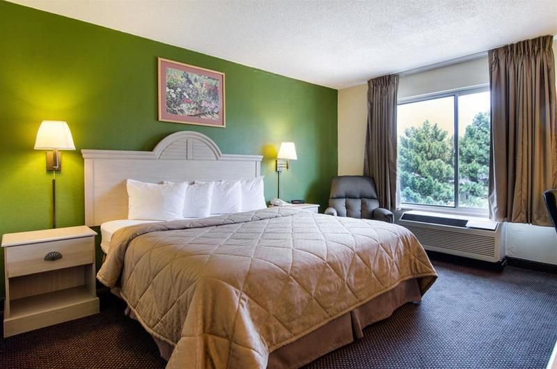 Quality Inn Merriam Kansas City - photo 15
