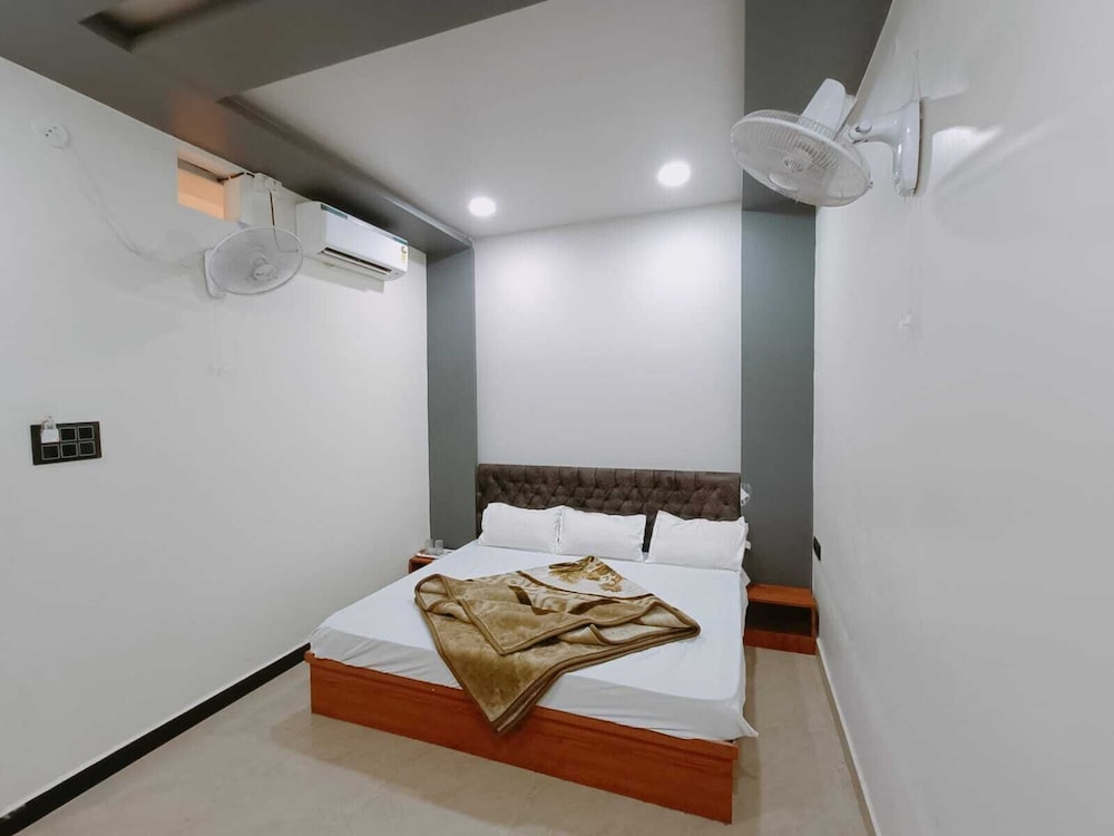 Hotel Shreem — Ujjain — photo 4