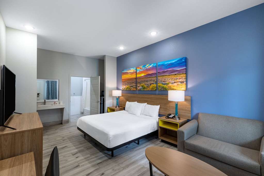 Days Inn & Suites by Wyndham Downtown University of Houston - photo 14