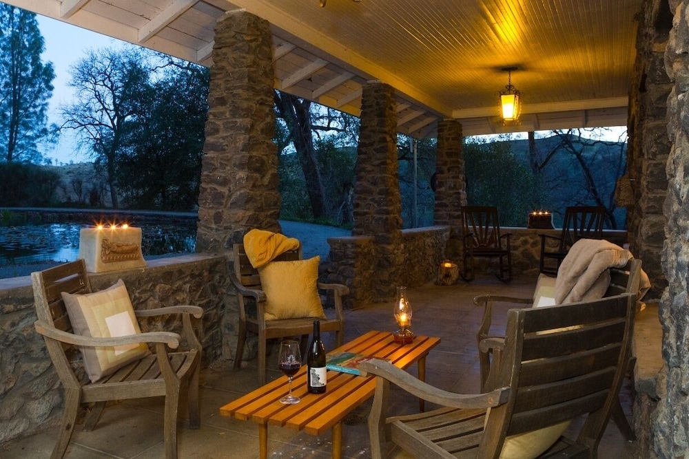 Bed & Barrel at Stonehouse Cellars - photo 42