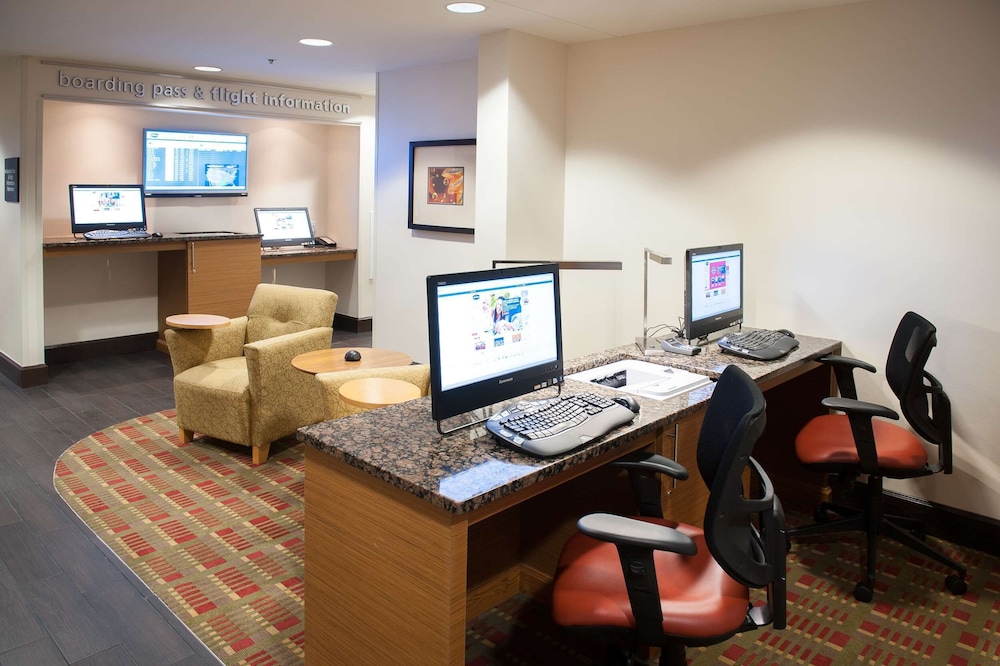 Hampton Inn Pensacola Airport - photo 86