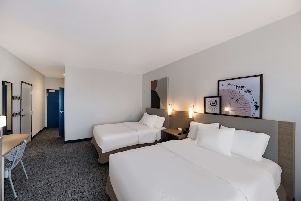 Spark by Hilton Midland South - photo 11