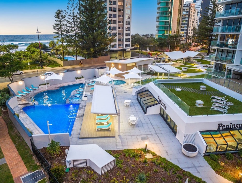 Peninsula Resort Private Apartments in Surfers Paradise, Australia