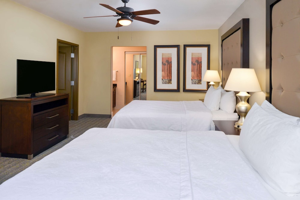 Homewood Suites by Hilton Fresno - photo 17