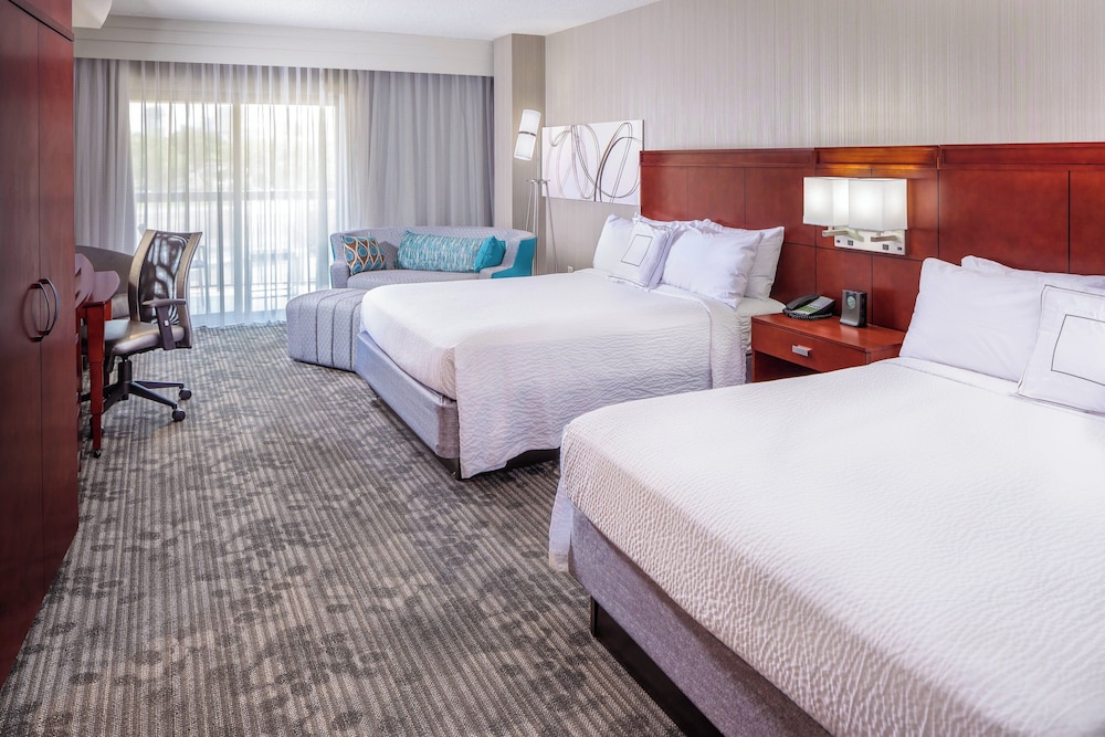 Courtyard by Marriott Houston Medical Center NRG Park - photo 10