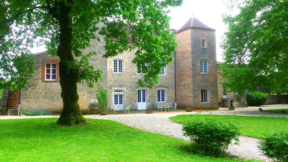 Le Moulin Madame — hotel in Givry