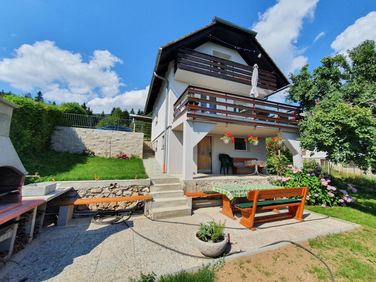 Veronica's place in the mountains — 4-Star Luxury Hotel in Cerklje Na Gorenjskem, Slovenia
