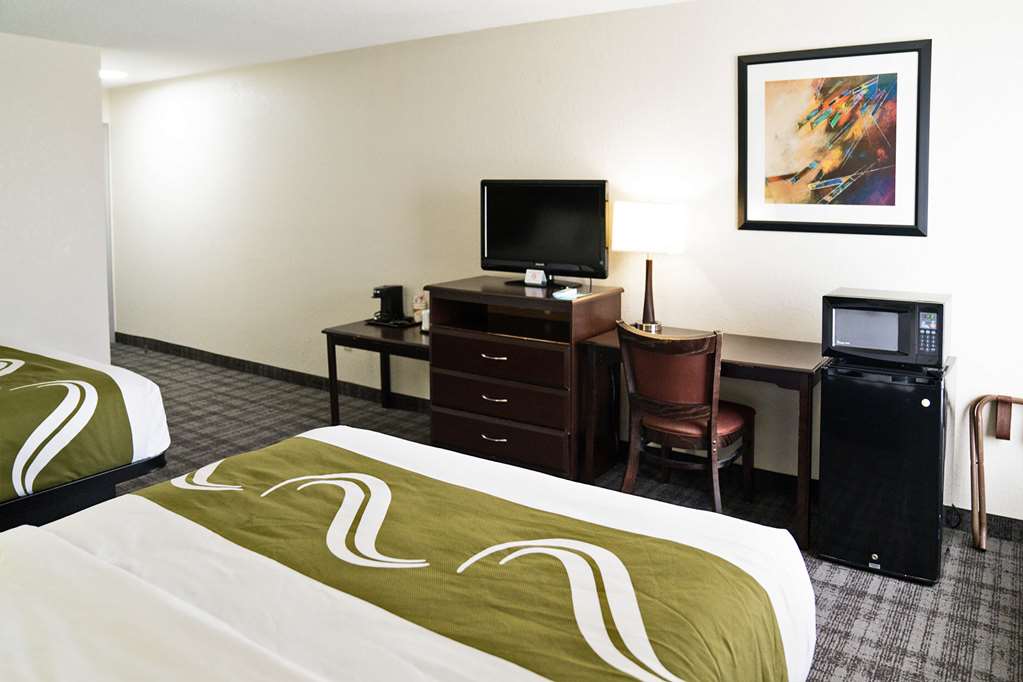 Quality Inn Seymour I 65 - photo 12